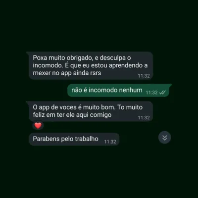 Cliente parabenizando a equipe do rateio de ferramentas de IA